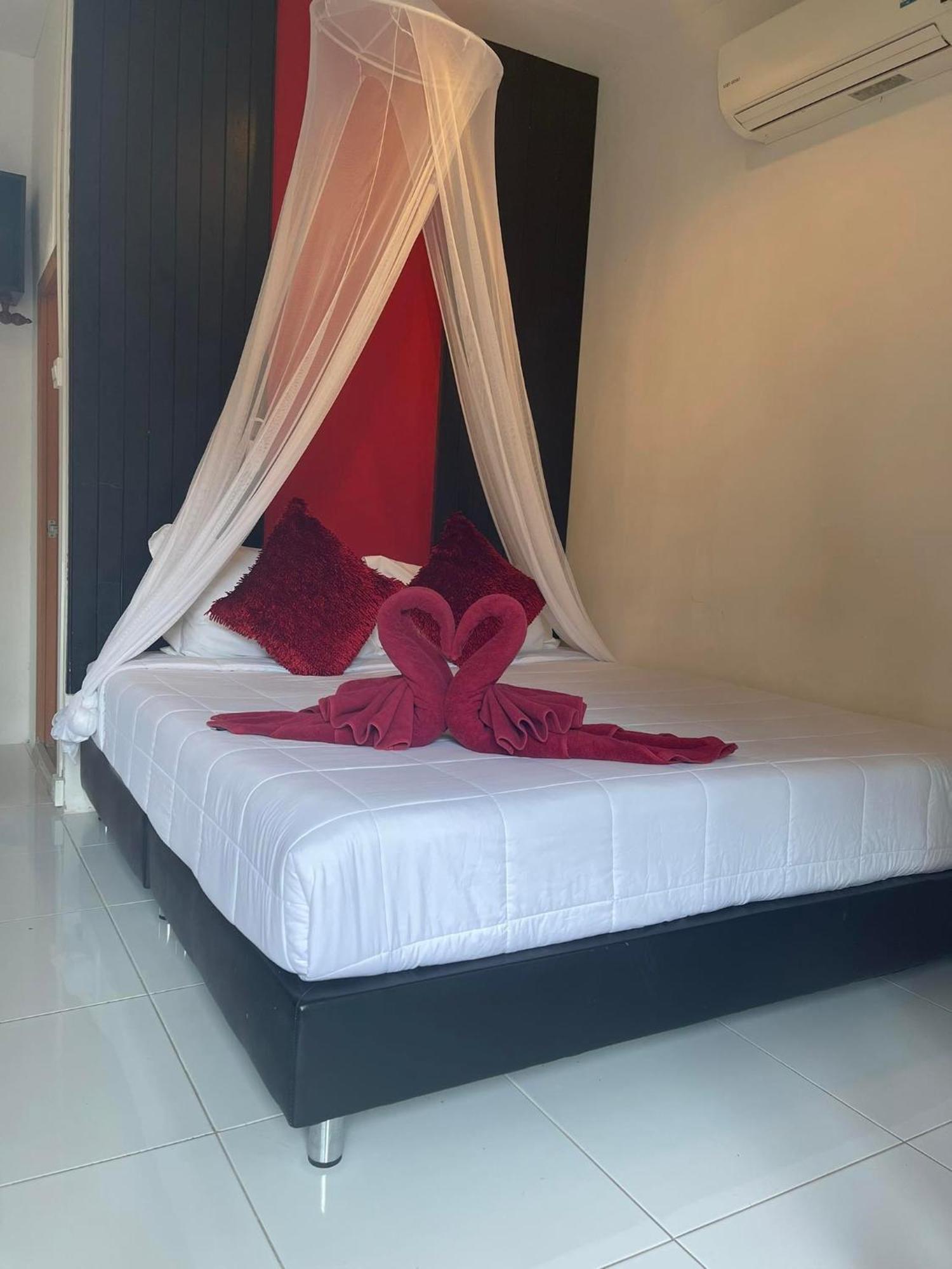 סריתאנו Phangan Cove Beach Resort מראה חיצוני תמונה